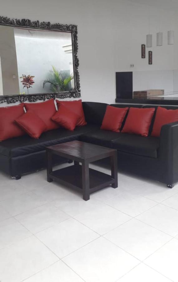 Villa Santika Banjar  Экстерьер фото